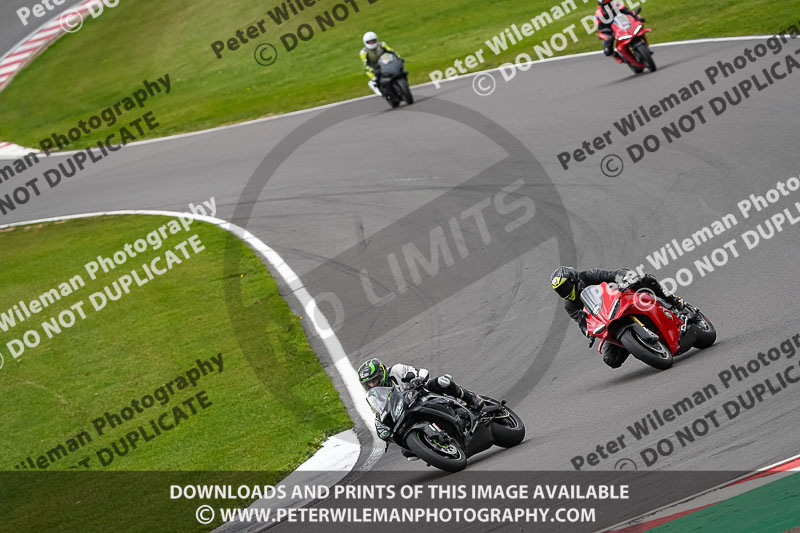 donington no limits trackday;donington park photographs;donington trackday photographs;no limits trackdays;peter wileman photography;trackday digital images;trackday photos